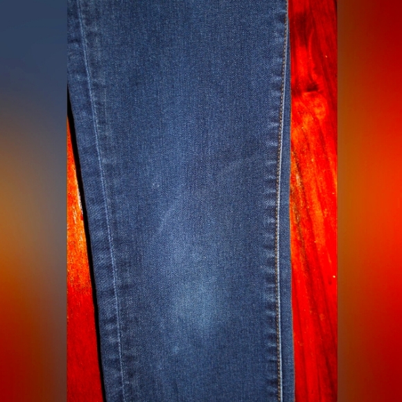 Lucky Brand Charlie Skinny Ankle Jeans - Picture 13 of 16